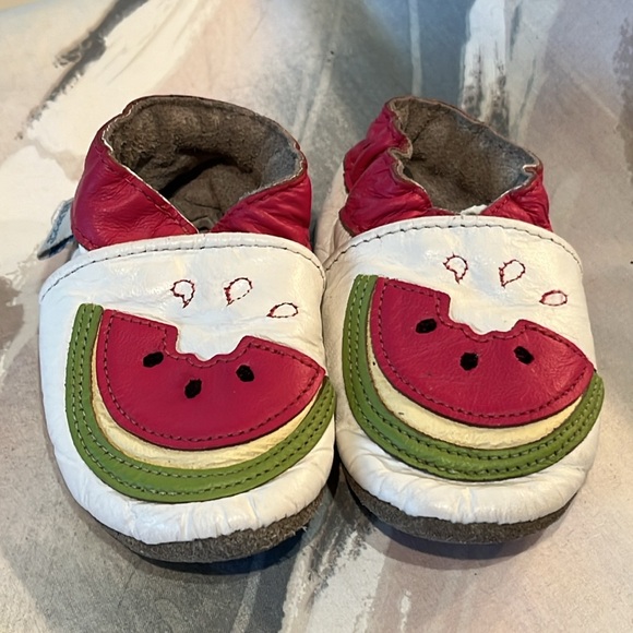 Watermelon Grils Robeez Soft Soles Size 0-6 Months - Picture 2 of 4